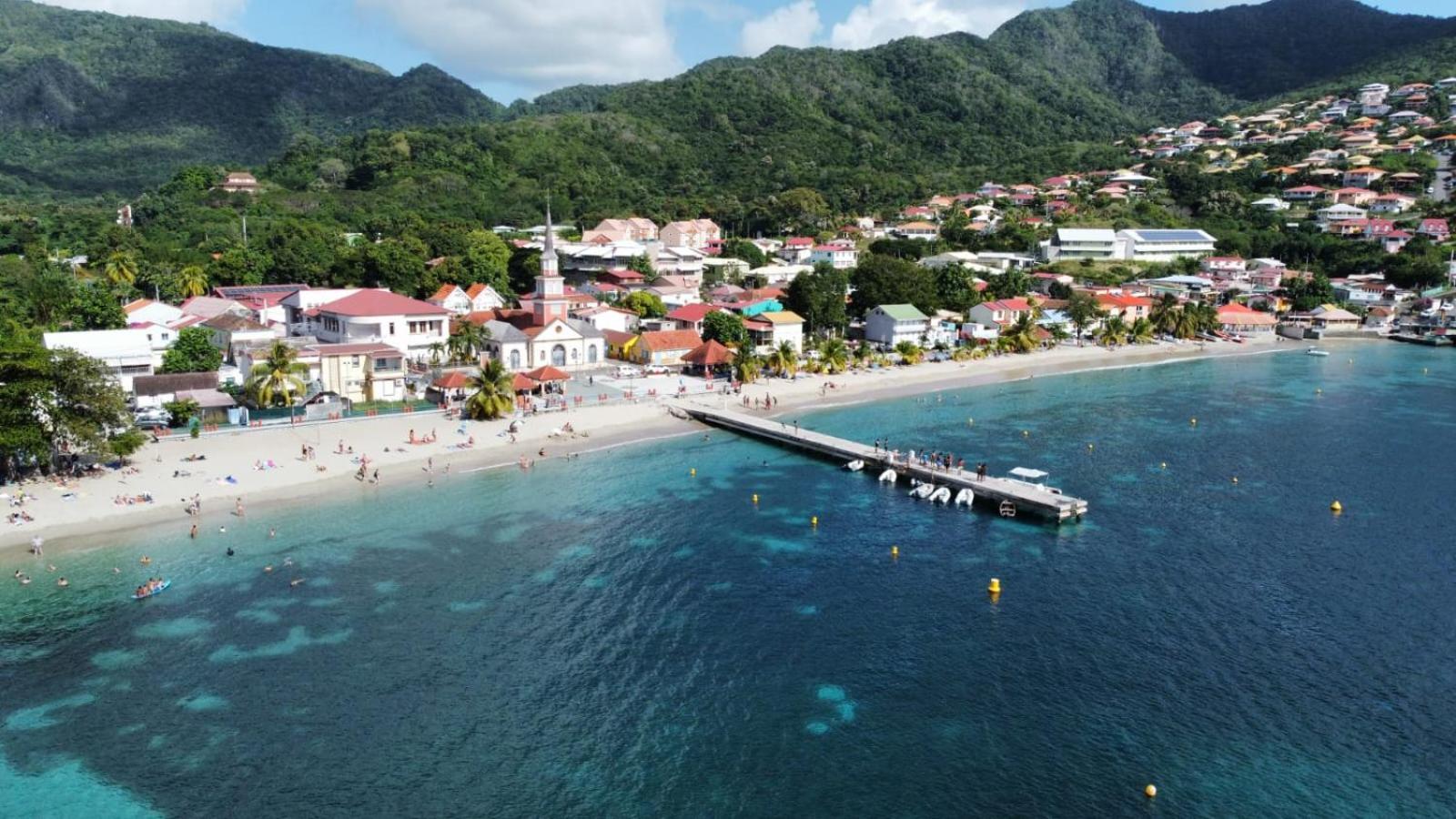 Bungalow "Doussin' Kreyol", Au Calme A 150M De La Plage Grande Anse المظهر الخارجي الصورة